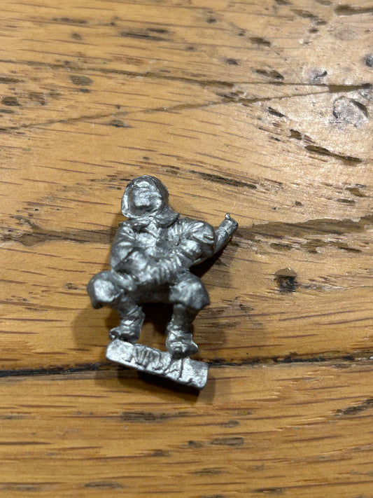 Citadel Miniature Ninja OOP - OH1 - Tachi