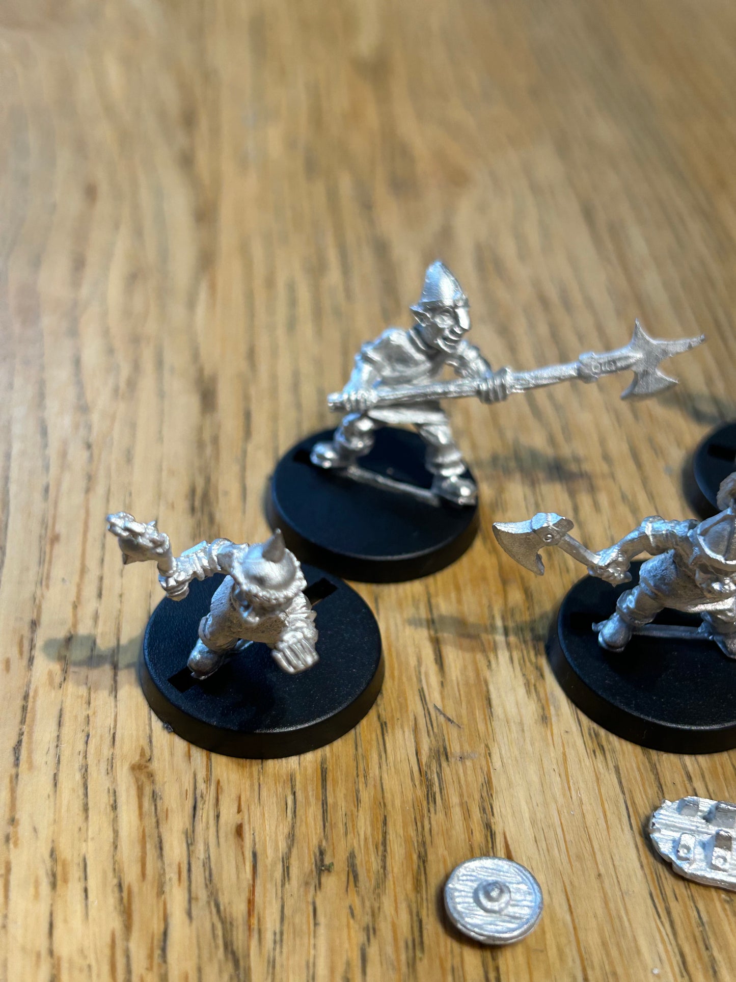 Otherworld miniatures goblins x4