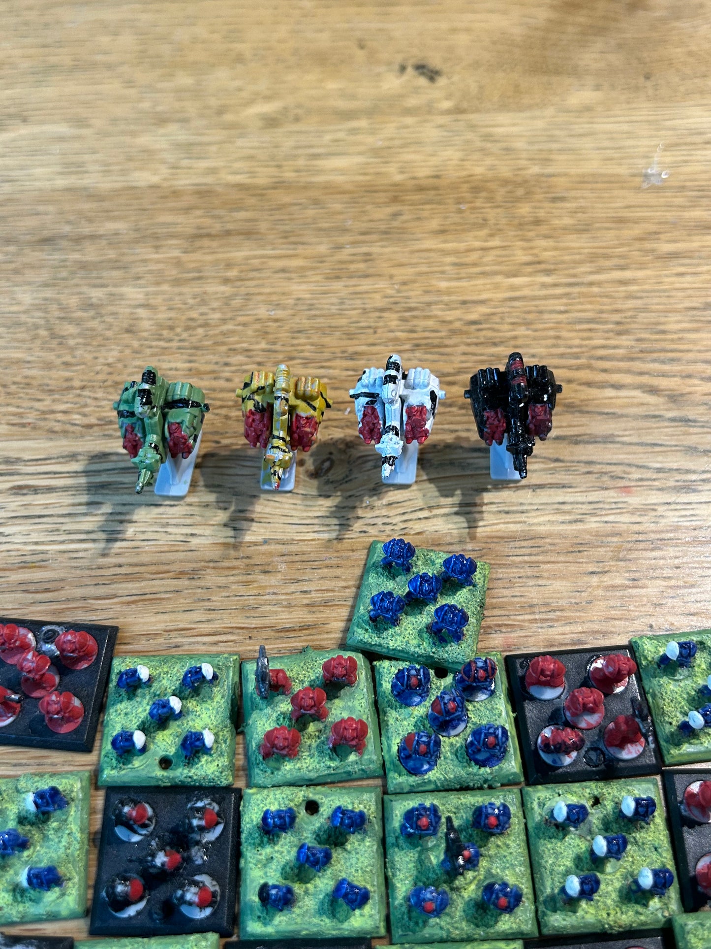 Warhammer Epic 40k Space Marine Army 1990s assorted plastic miniatures (at least one tactical marine is broken)