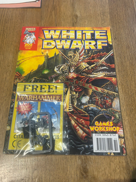 White dwarf issue 202 (includes all cards and the free miniatures)