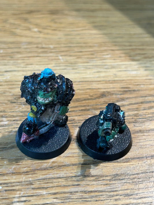 Warhammer 40k Bad Moon Boss 3 with assistant (missing back banner)