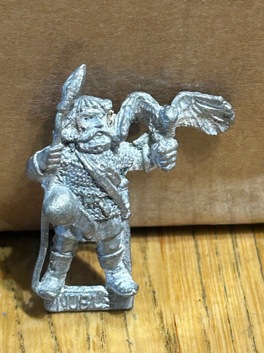 Warhammer Fantasy Barbarian F3 Norse Vark Birdmaster