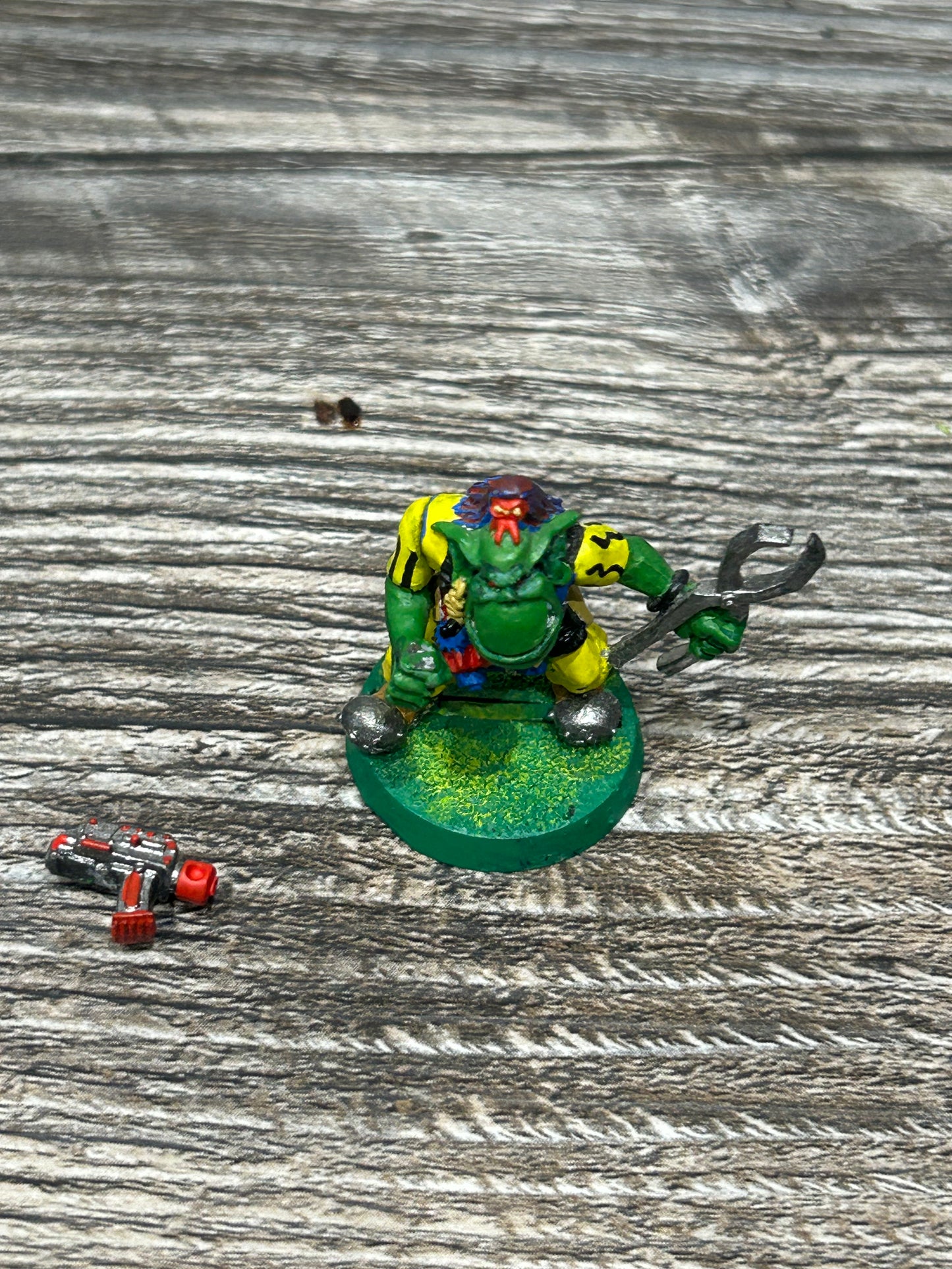 Warhammer 40K Rogue Trader Ork Painboy Pain Boyz pliers Metal OOP
