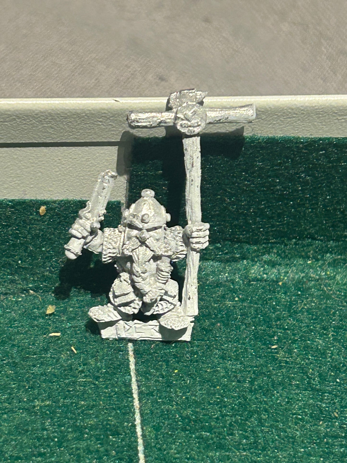 Games Workshop Warhammer Marauder miniatures Dwarf Dwarves Standard Bearer MM11 DC3 Command