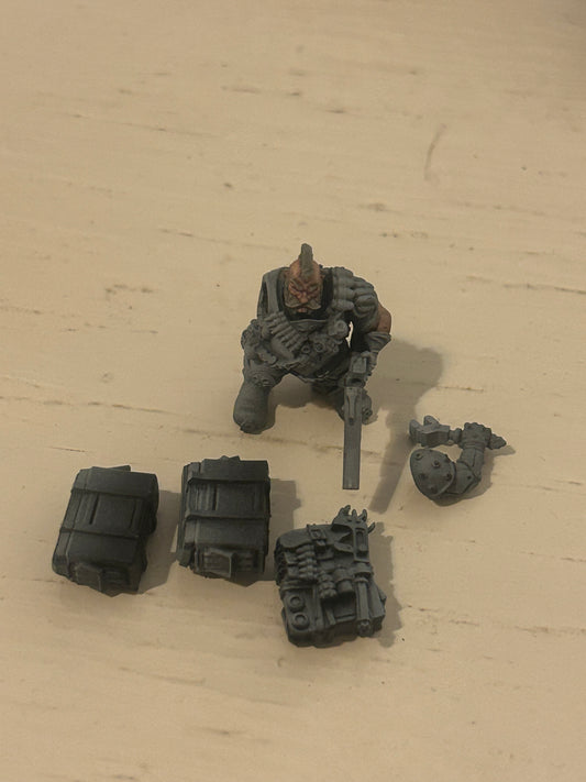 Necromunda Ragnir Gunnstein, Squat Ammo-jack (missing one ammo crate)