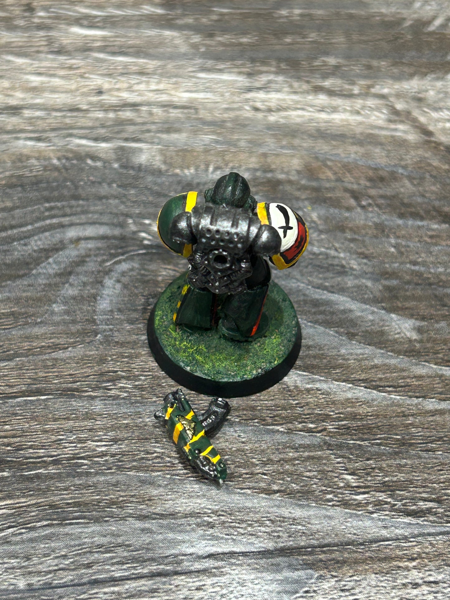 Classic Space Marine  - tactical marine Warhammer 40K Metal