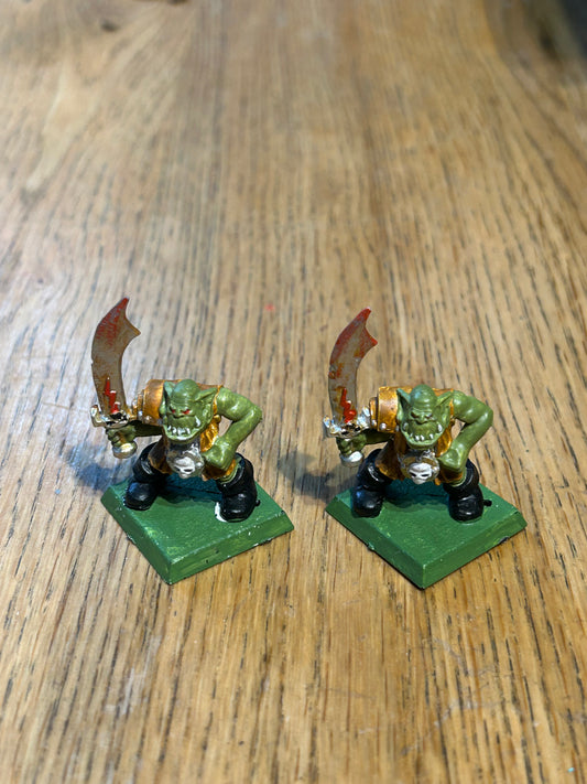 Warhammer fantasy plastic monopose orc with sword x2