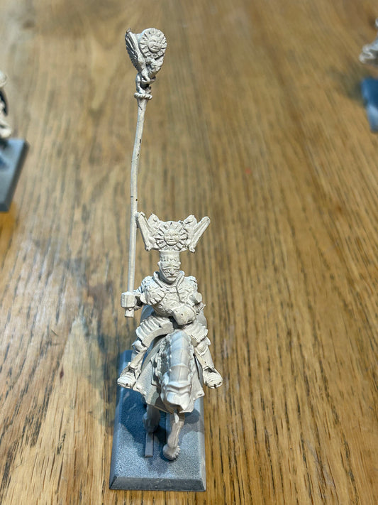 Warhammer Empire Knight Of The Blazing Sun Standard Bearer Fantasy Old World