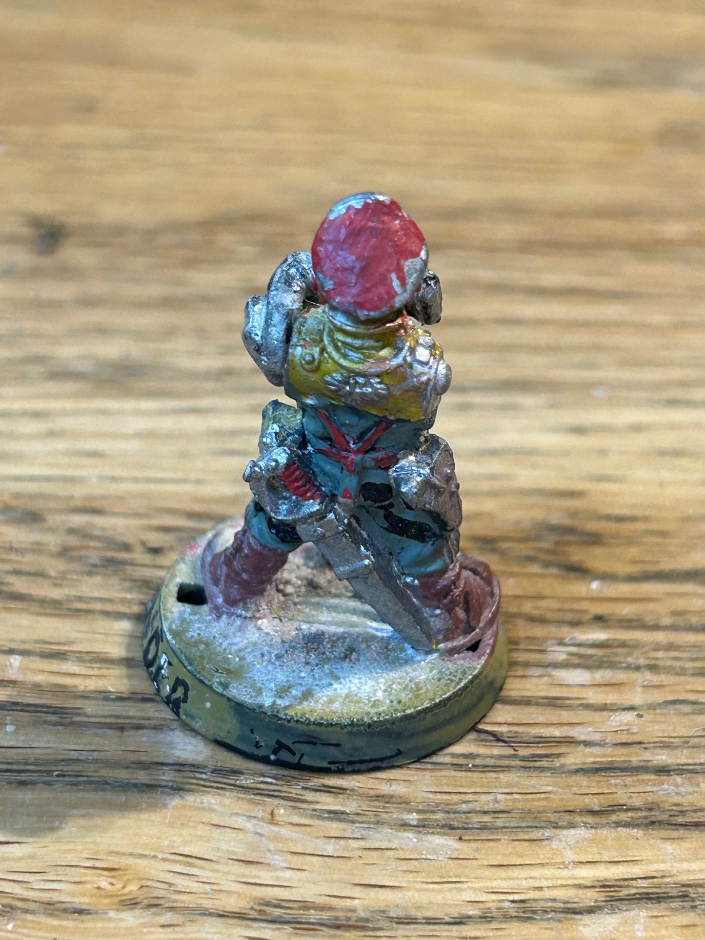 Rogue Trader Imperial Guard Commander 40k Metal Citadel (missing aplastic arm and weapon)