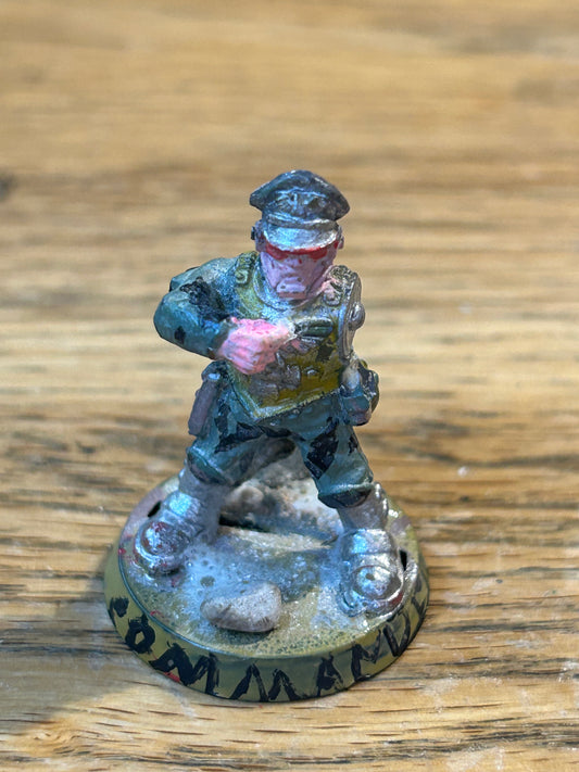 Rogue Trader Imperial Guard Commander 40k Metal Citadel (missing aplastic arm and weapon)