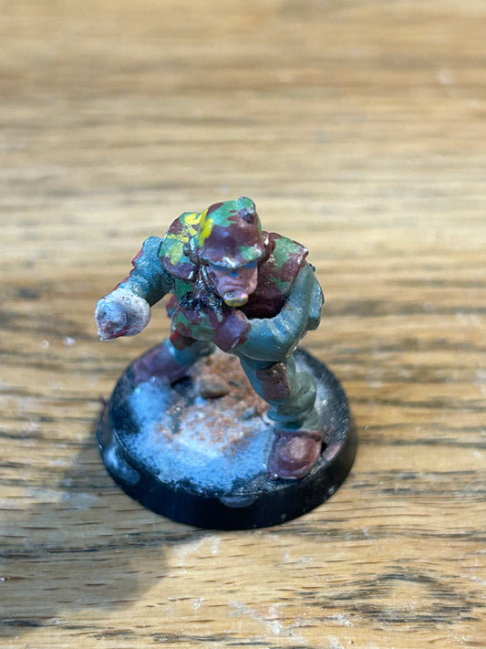 Rogue Trader Warhammer 40k imperial guard trooper (no weapon)