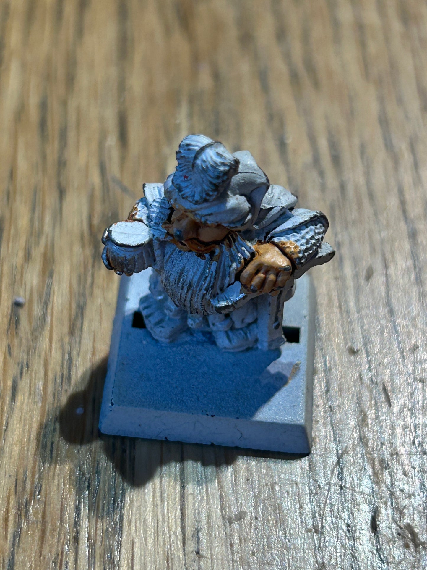 Citadel Warhammer fantasy 90s Marauder Dwarf MM15 Crossbowman with pipe