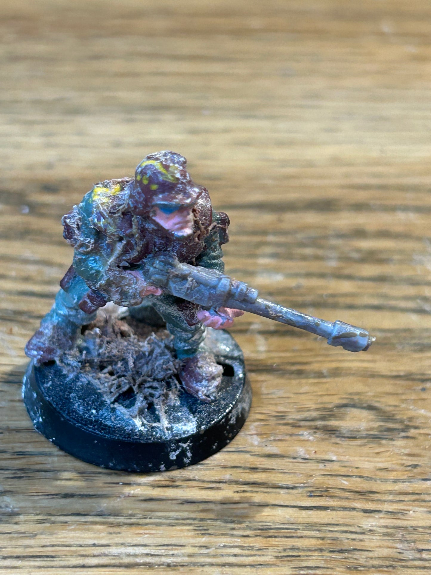 Rogue Trader Warhammer 40k imperial guard trooper (has some old basing stuff stuck on that needs removing)