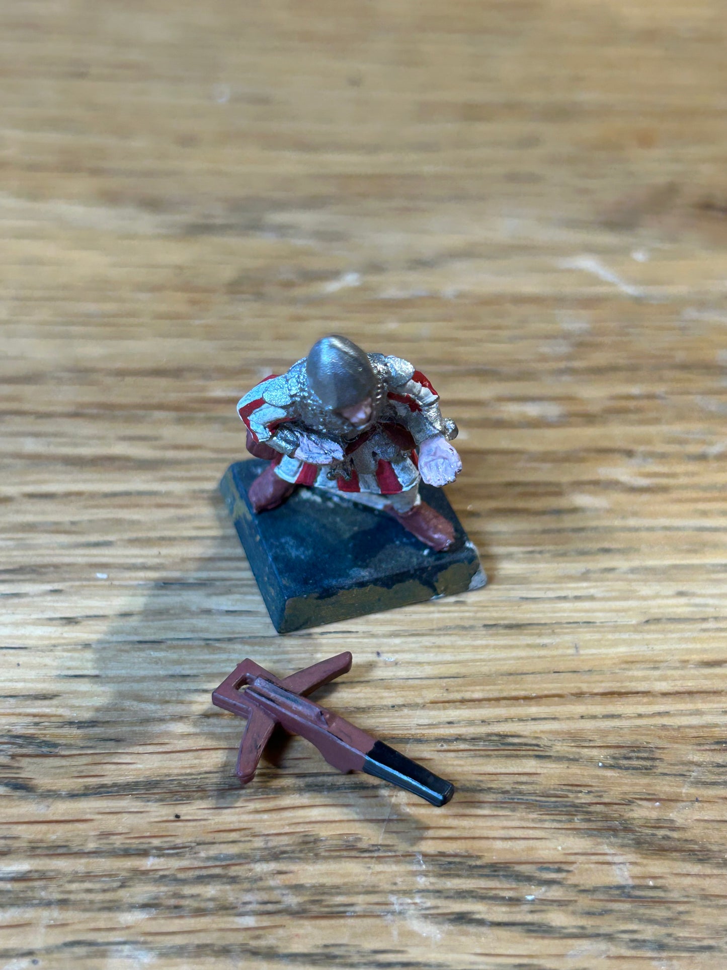 Bretonnian Crossbowman Xbow F4 Imperial Crossbowmen Metal Citadel Bretonnia uncatalogued
