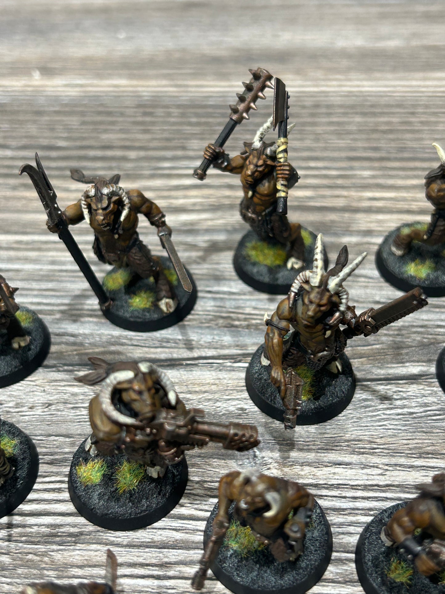 40k Chaos Space Marines converted beastmen x20 (mix of gors and ungors; all the ungors have hand guns but one hand needs regluing, 3 of the gors have guns and the rest have hand weapons)