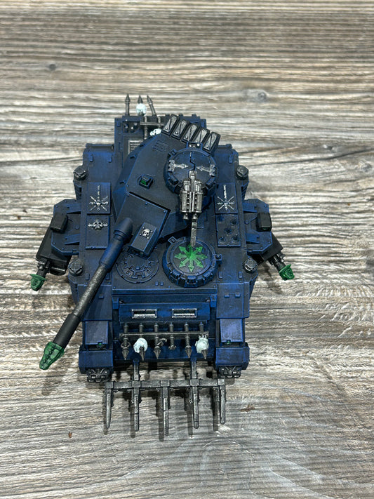 40k Chaos Space Marines PREDATOR Well Painted GW (back spike rack is missing some spikes)