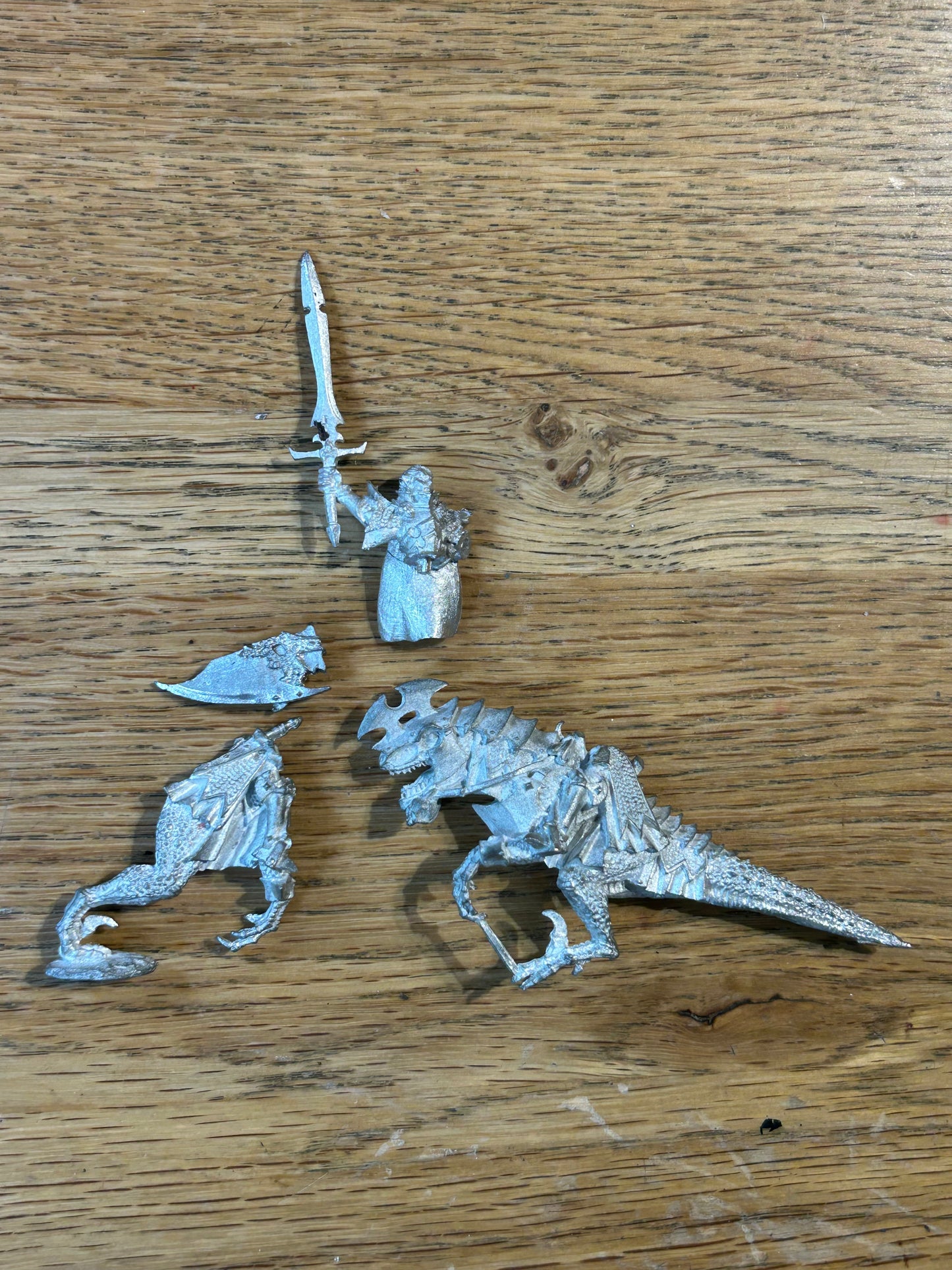 Warhammer Fantasy Battle Dark Elf Dreadlord on Cold One metal miniature