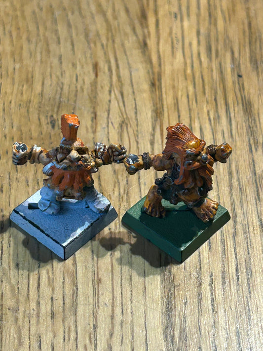 Warhammer fantasy broken weapon dwarf slayers x2 (would be great for Bloodbowl)