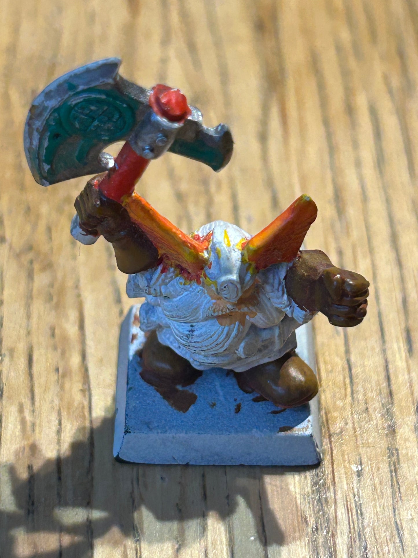 Warhammer quest Dwarf Warrior Miniature