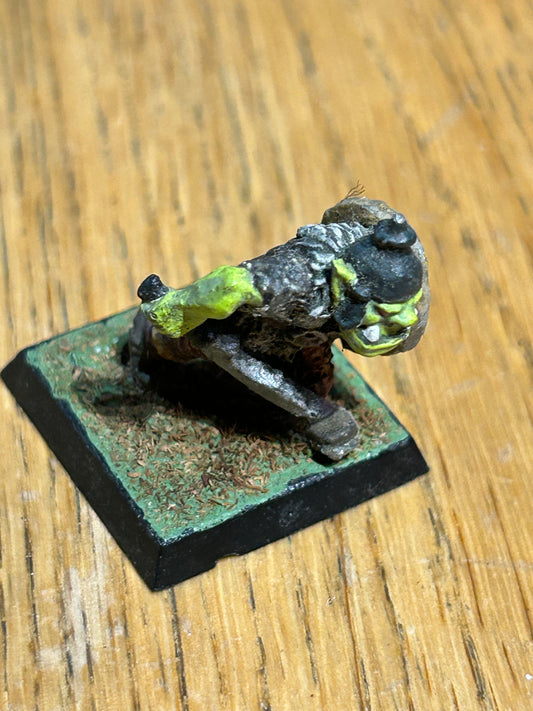 Lord Of The Rings -  ME-74 -  Snagga Goblin with hand weapon and shield, 1985