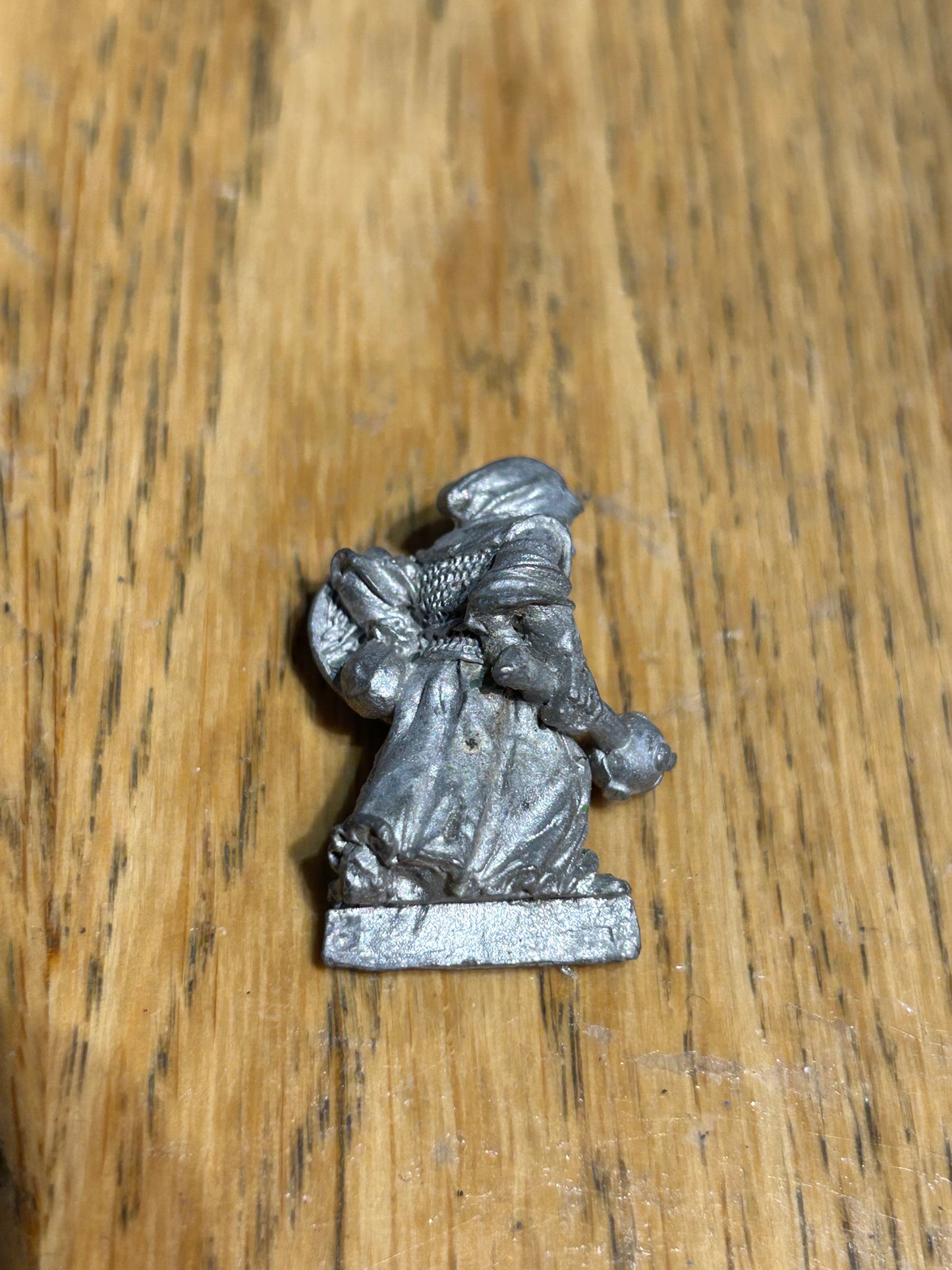 (Warhammer Fantasy C03 Cleric Red Robe Metal empire