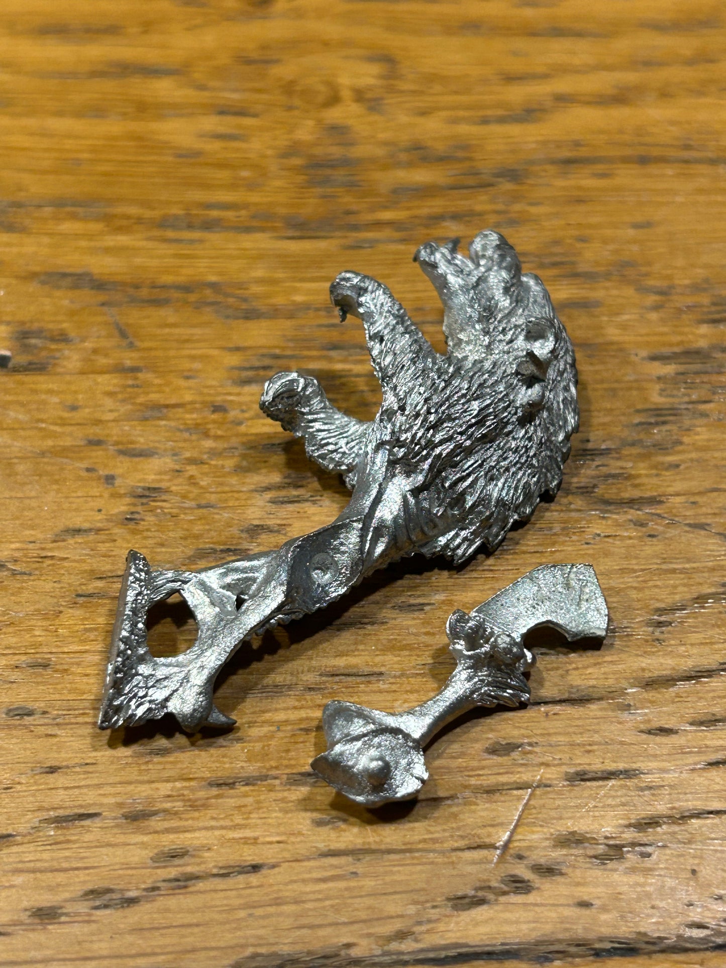 Warhammer Fantasy Old World chaos hound (missing a horn)