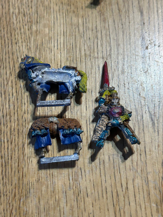 CITADEL WARHAMMER 1980s LORD OF THE RINGS ME81 ARAGON THE KING mounted