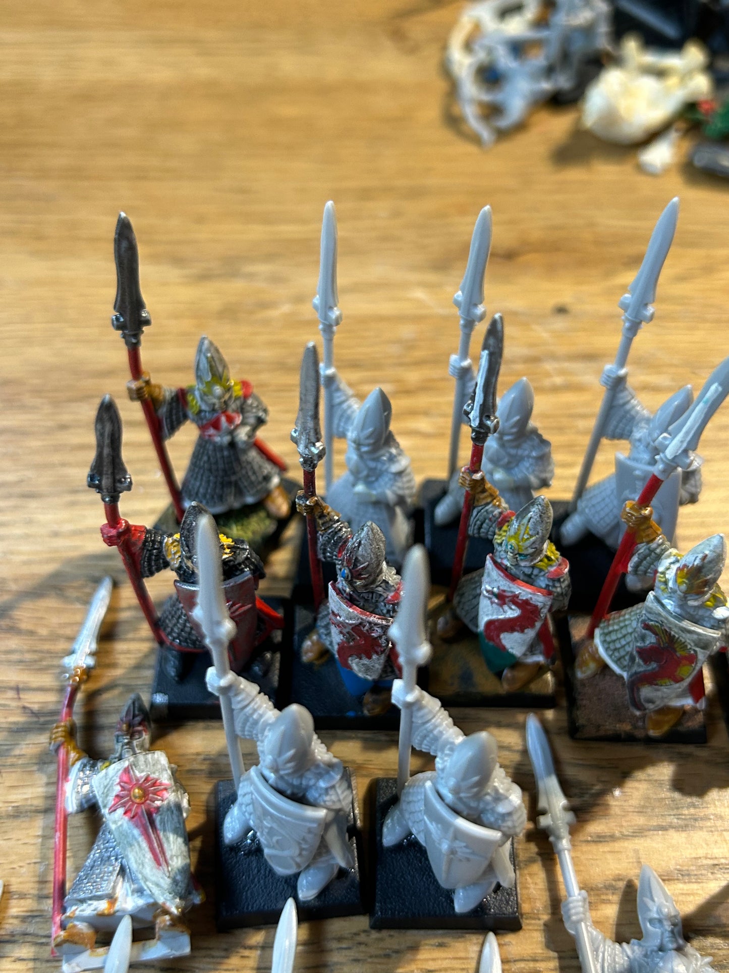Warhammer fantasy 4th edition plastic high elf spearmen  x20 (9 shields)