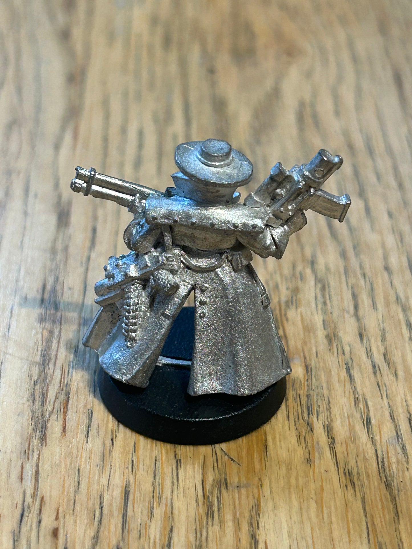 Necromunda Bounty Hunter Hired Gun with Shotgun Citadel GW 40k 1990s Metal