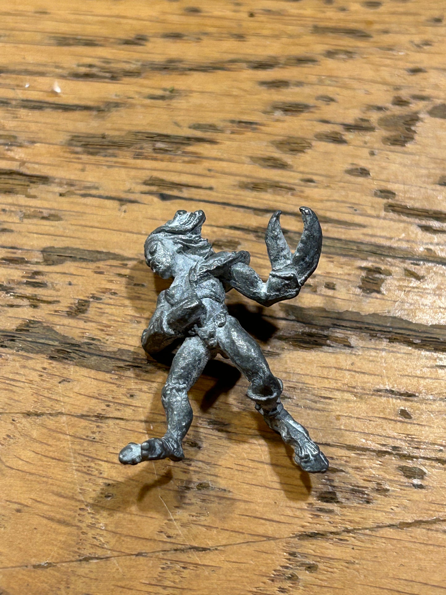 Daemonette of Slaanesh warptongue Realm of Chaos Metal Citadel (no tab and has been stripped badly)
