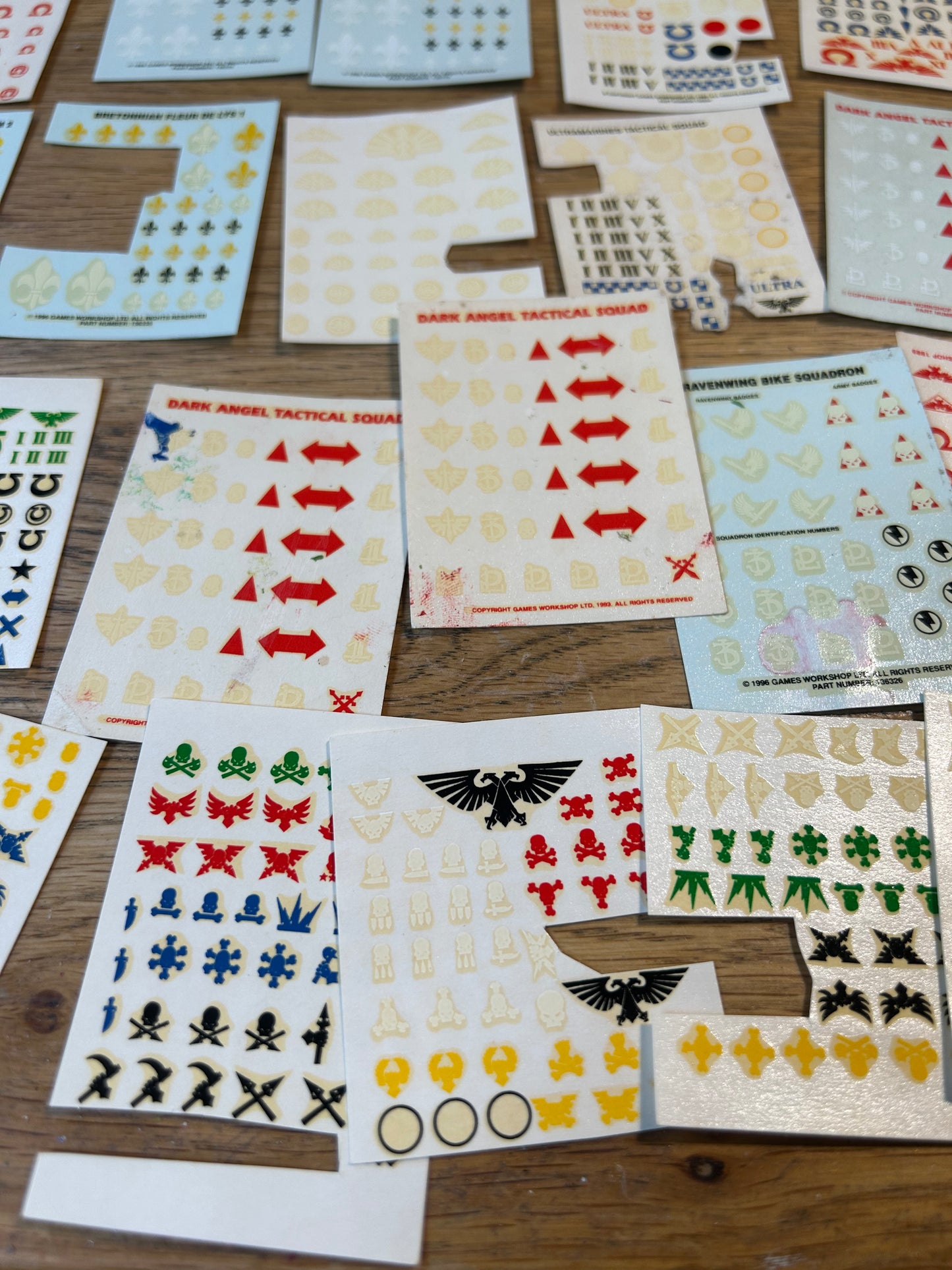 Partially used warhammer fantasy and 40k transfer sheets job lot (mostly space marines and a few bretonnians)