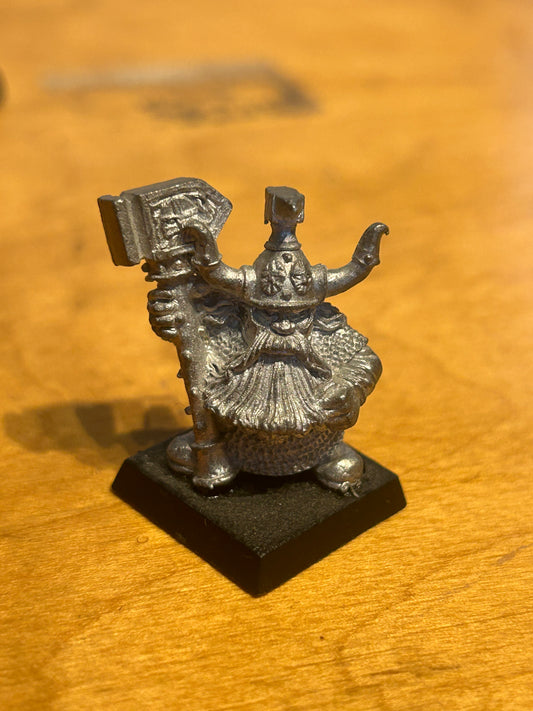 Warhammer fantasy dwarf Anvil of Doom anvil guard