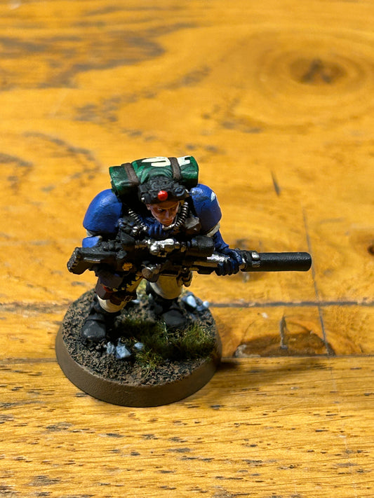 Warhammer 40k Space Marine Metal Scout sniper (well painted)