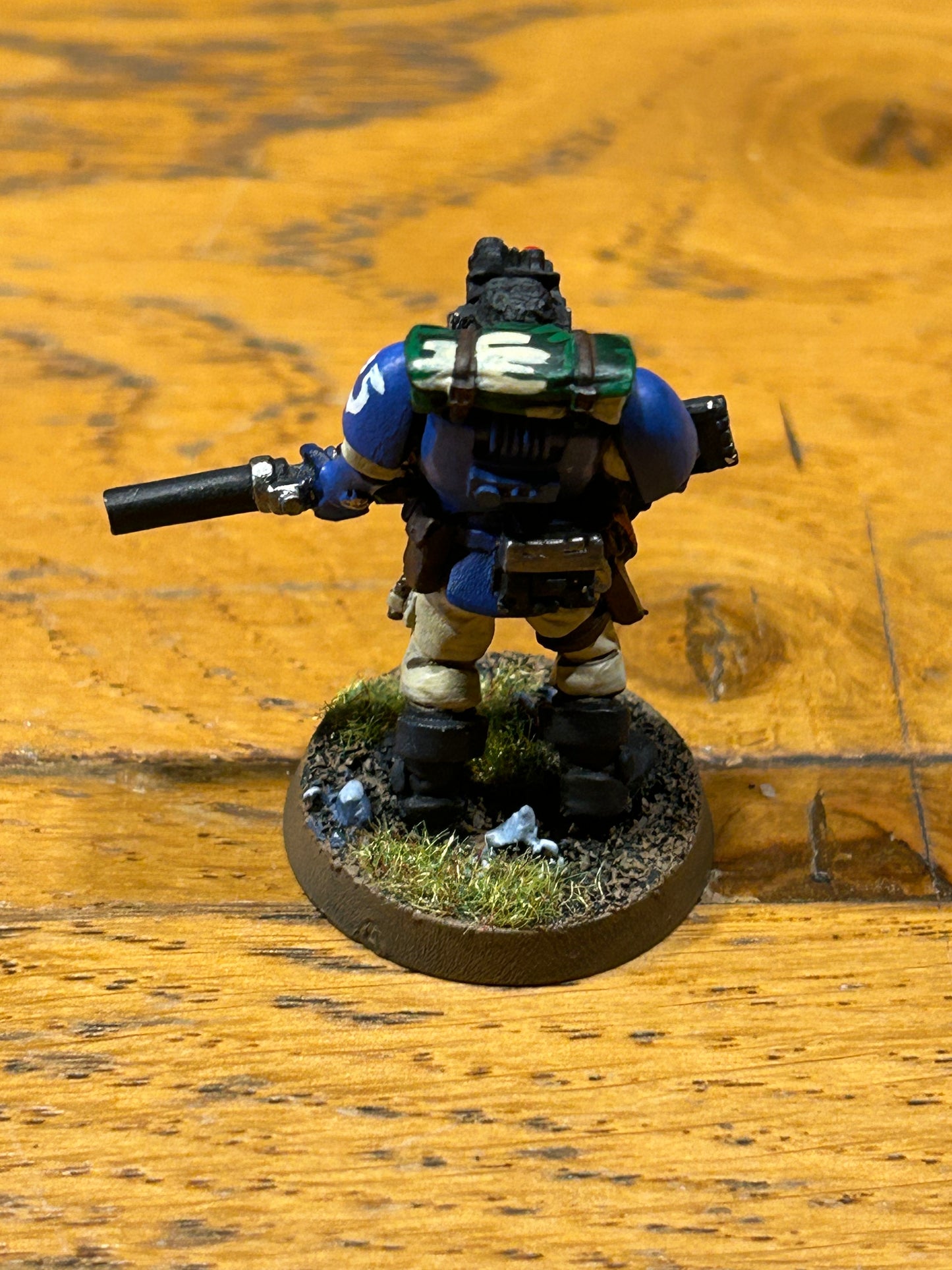 Warhammer 40k Space Marine Metal Scout sniper (well painted)