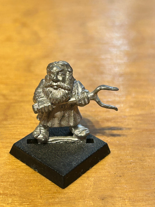 1987 Dwarf Villager 0309 28 D6 Peasant Citadel Warhammer fantasy Townsfolk Farmer AD&D