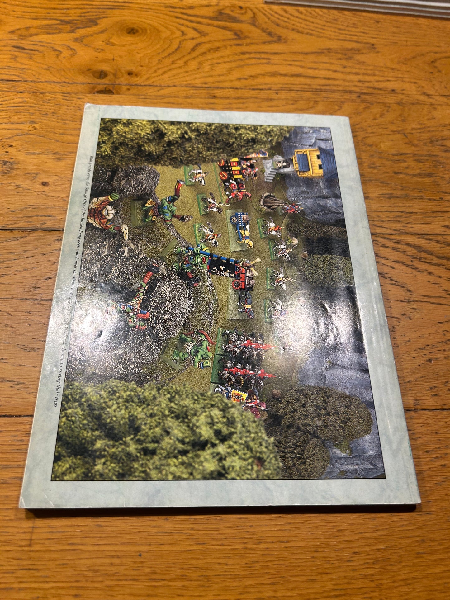 White dwarf issue 204 (includes half the card inserts)
