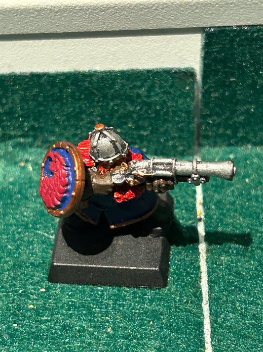 Warhammer fantasy dwarf thunderer