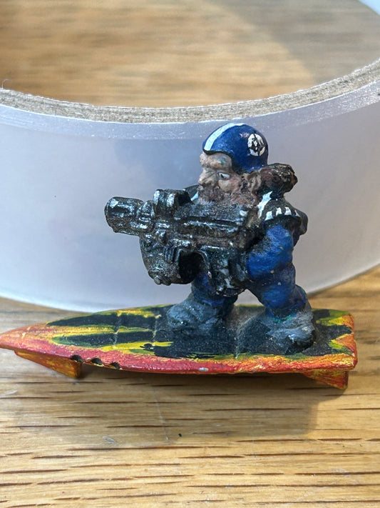 Warhammer 40k Rogue Trader squat brethren on hover board (no tab)