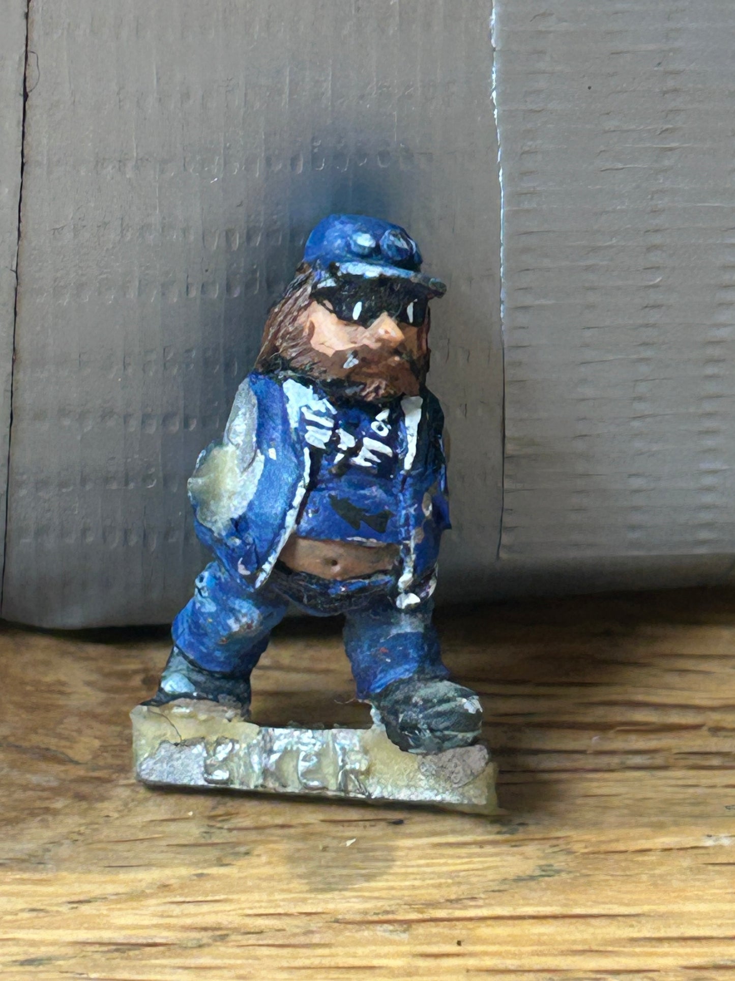 Rogue Trader Warhammer 40k Squat biker (no plastic arms or weapon)