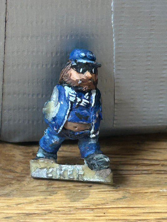 Rogue Trader Warhammer 40k Squat biker (no plastic arms or weapon)