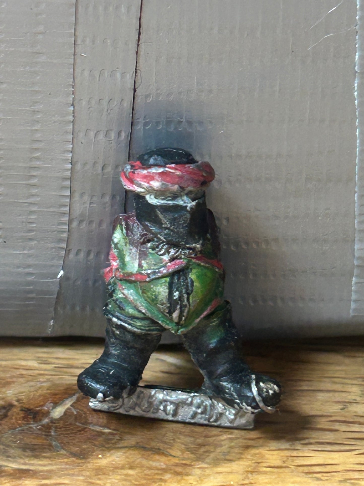 Rogue Trader Warhammer 40k Squat Adventurer (no plastic arms or weapon)