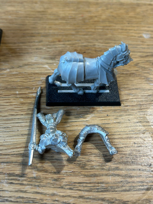 Warhammer fantasy old world empire knights panther knight (horse has no tail)