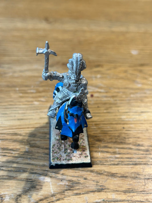 Warhammer ToW Heroes Empire Heroic Knight with warhammer (horse has no tail)