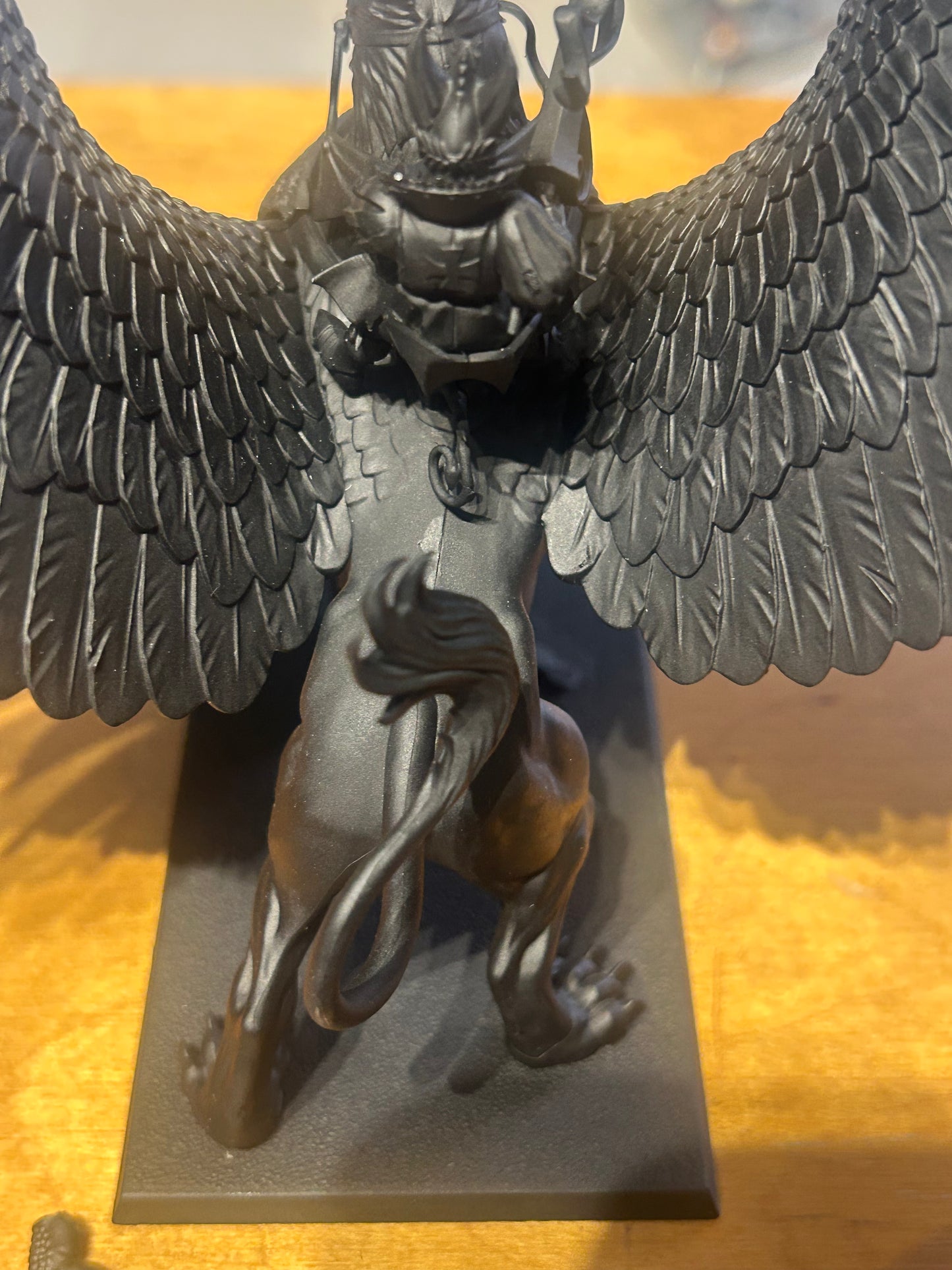 Warhammer fantasy the old world empire of man general on griffin