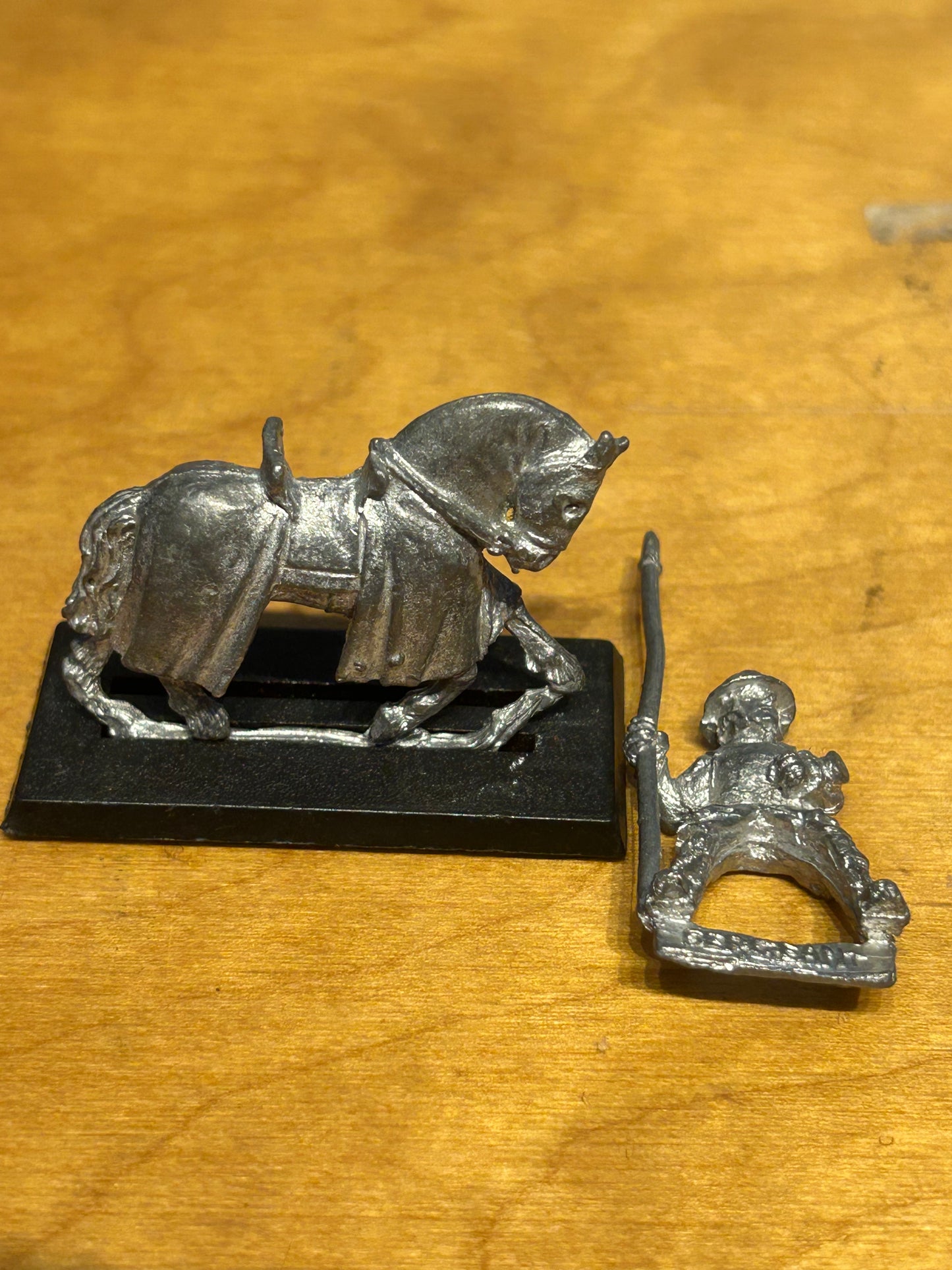 Games Workshop Citadel F7 Feudal Cavalry Jon Ryder with Dobin  Horse