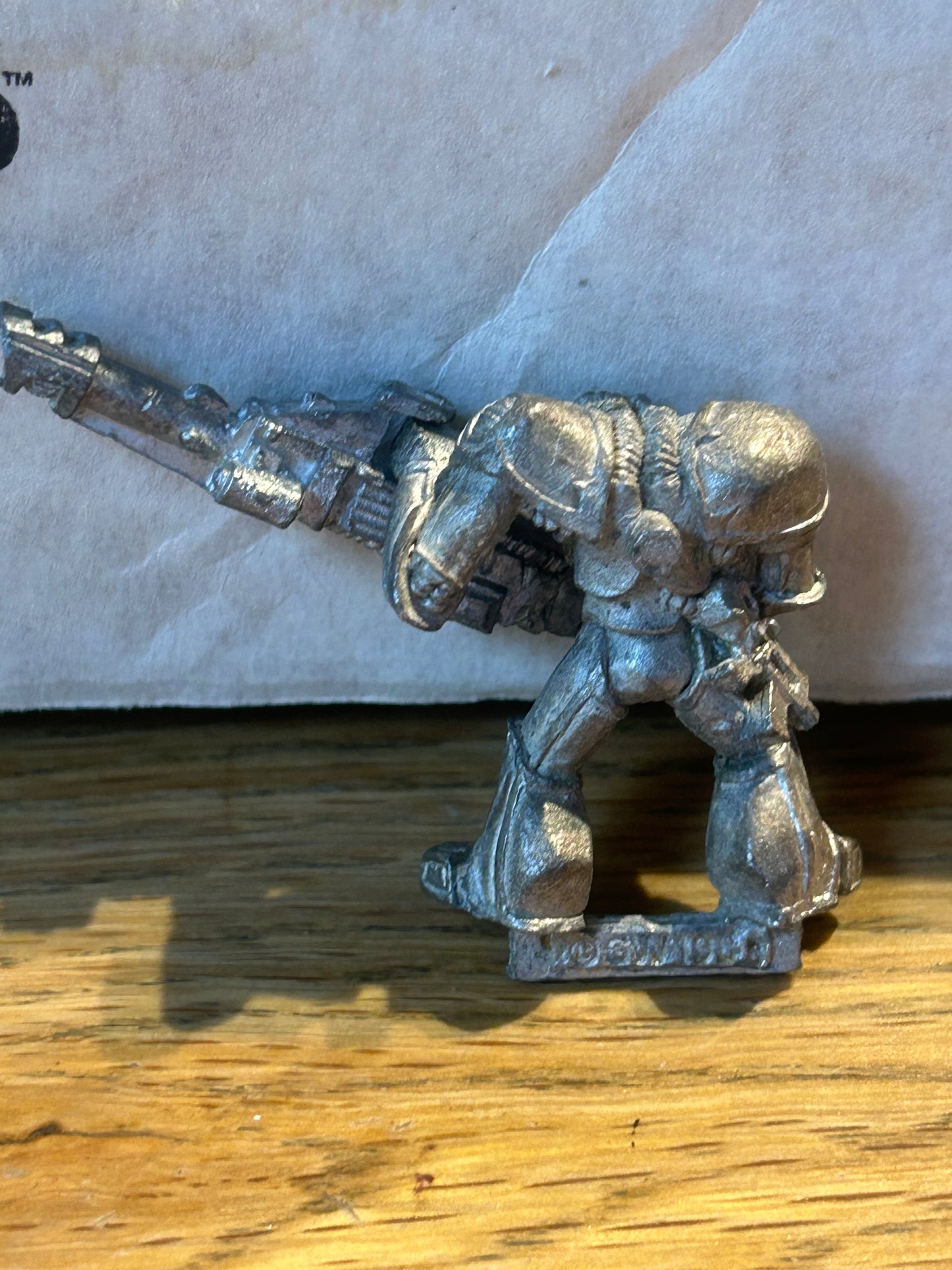 Games Workshop Warhammer 40k Rogue Trader Chaos Renegades Heavy Weapon lascannon  Marine (no backpack)