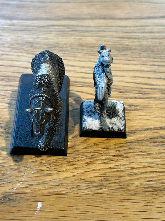 Citadel Miniatures Elven Animal Keeper (ELF5) - Ursus Bear Keeper and Bear