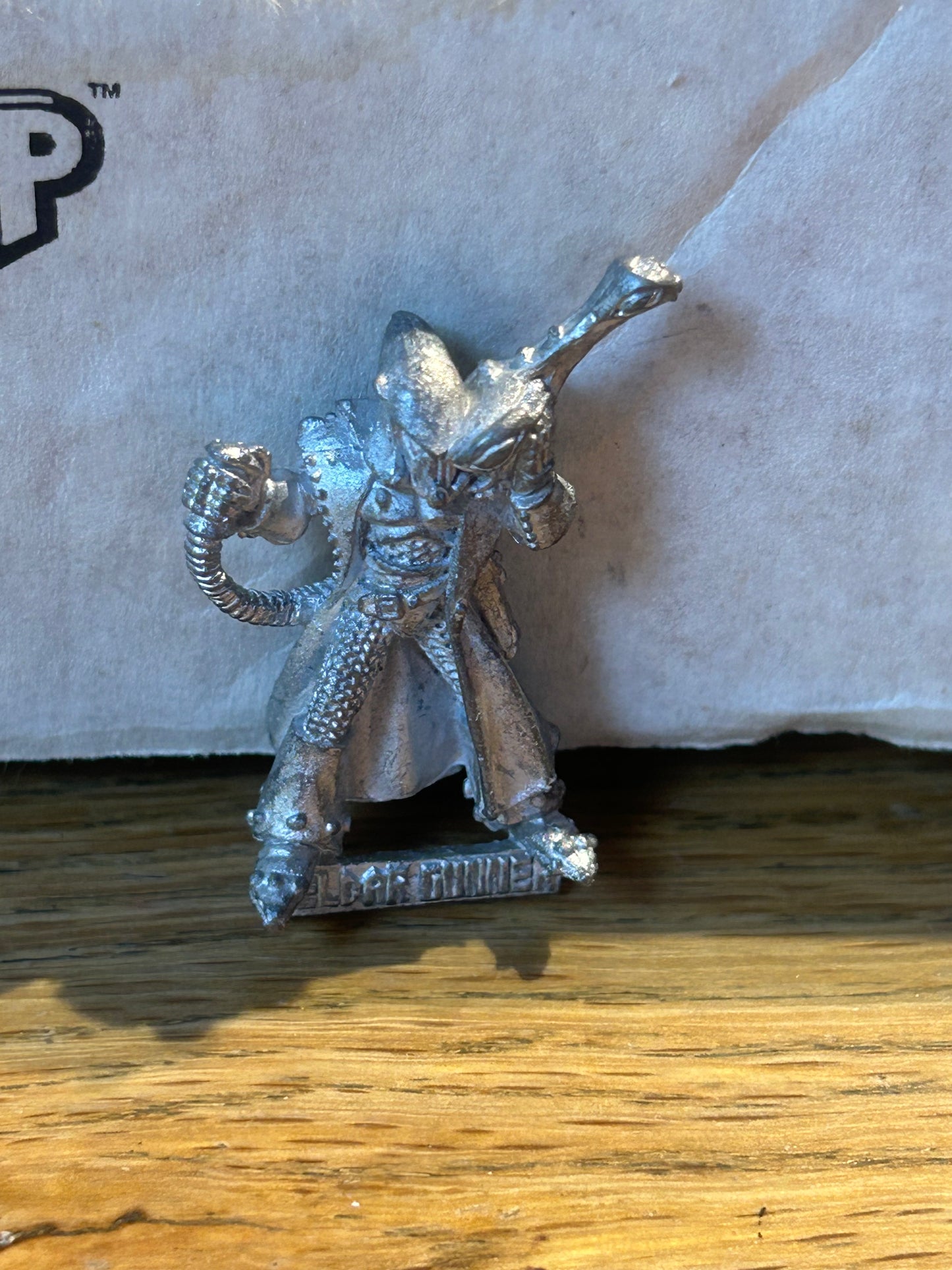 Warhammer 40k eldar weapons crewman spotter with helmet