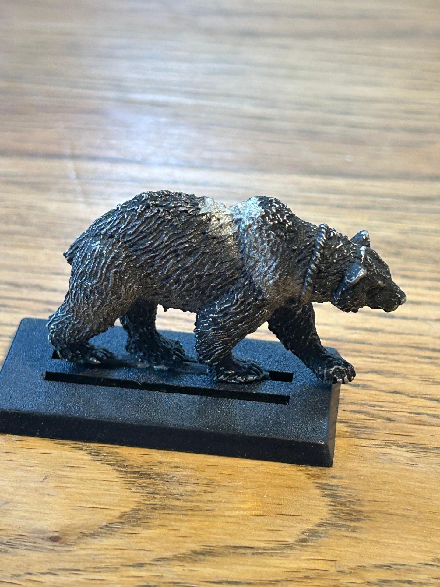 Citadel Miniatures Elven Animal Keeper (ELF5) - Ursus Bear Keeper and Bear