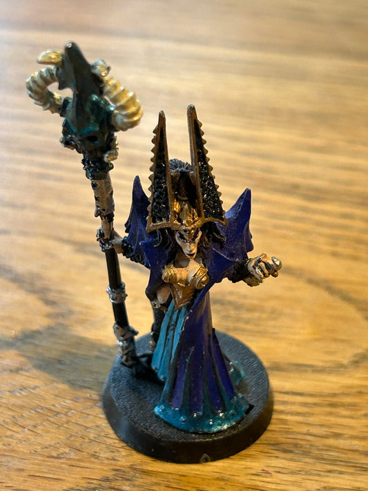 Warhammer Fantasy Dark Elf Sorceress metal